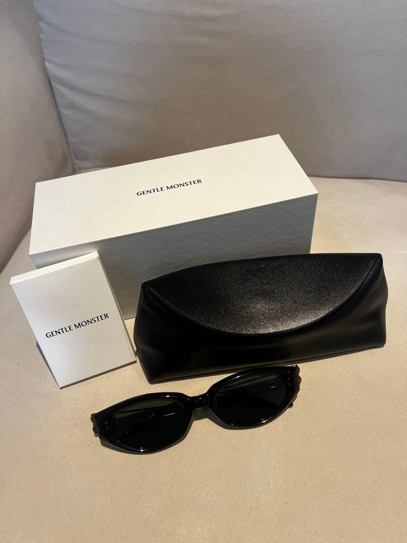 保証書付】ジェントルモンスター サングラス Kunst 01GD - メルカリ