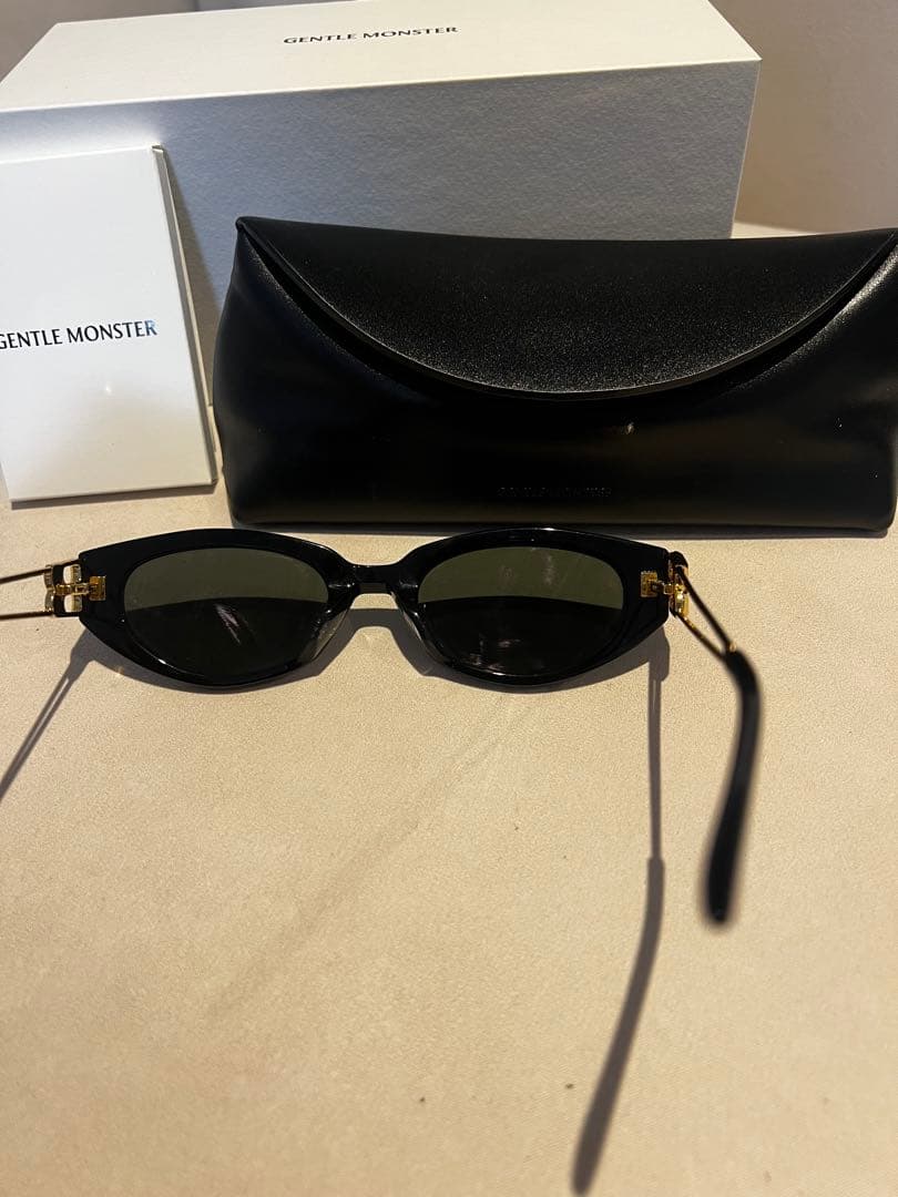 保証書付】ジェントルモンスター サングラス Kunst 01GD - メルカリ