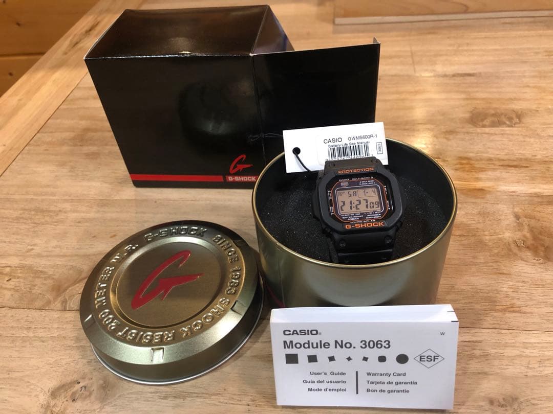 CASIO G-SHOCK GW-M5600R 電波ソーラー（箱、タグ付） GW-M5600R-1