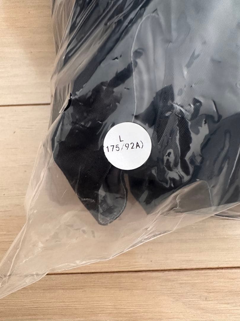 ネルデザインワークス リバーシブル難燃ダウンベスト2025ver - メルカリ