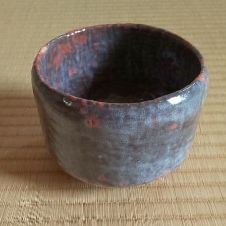 A 127 赤楽窯変茶碗 ・ 佐々木輝男造（共箱付き）