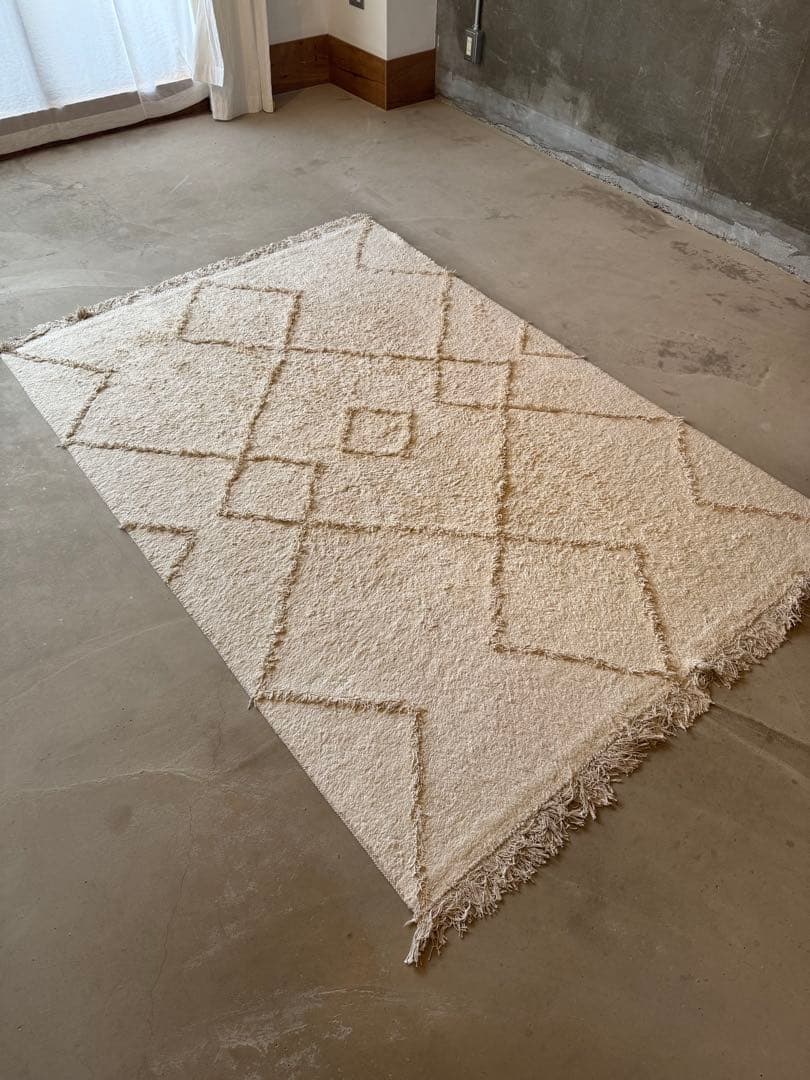 ラグ・カーペット KANADEMONO Shaggy Design Rug - Natural ラグ / マット – KANADEMONO