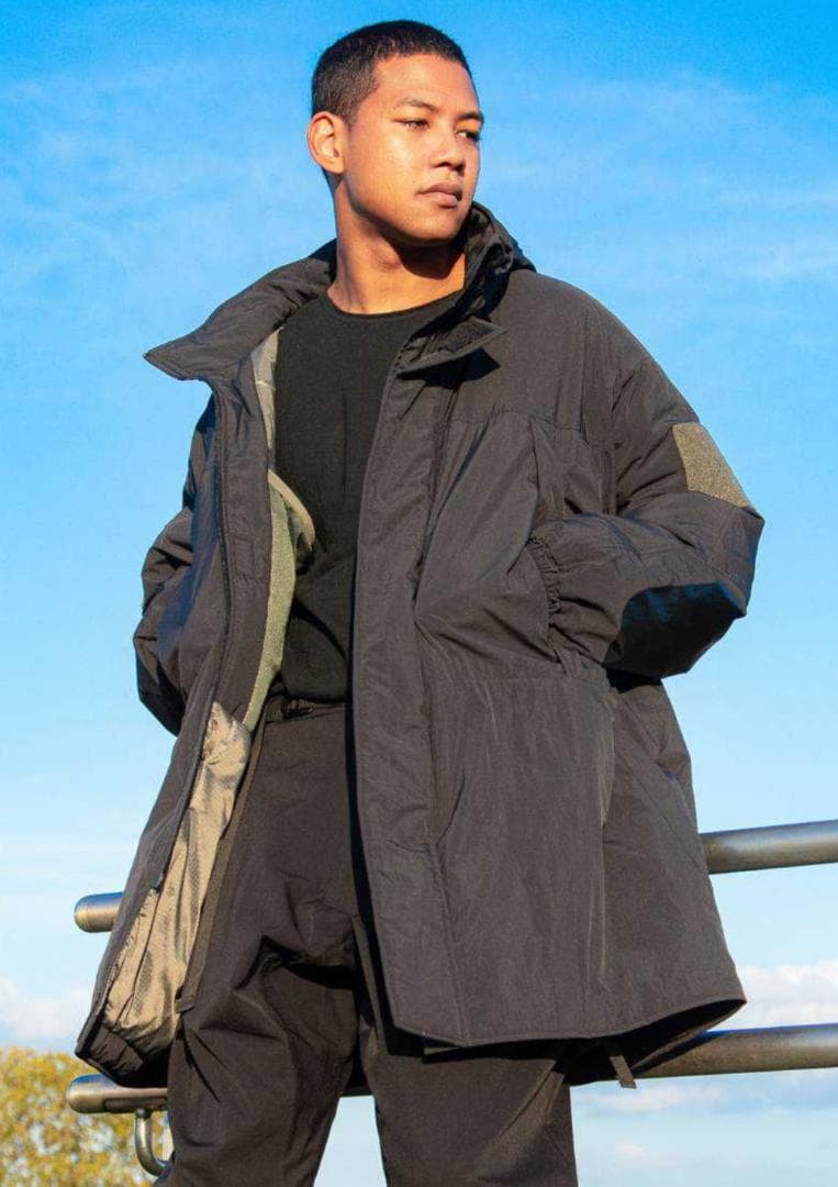 23aw Wild Things 限定色 Type2 モンスターパーカー - メルカリ