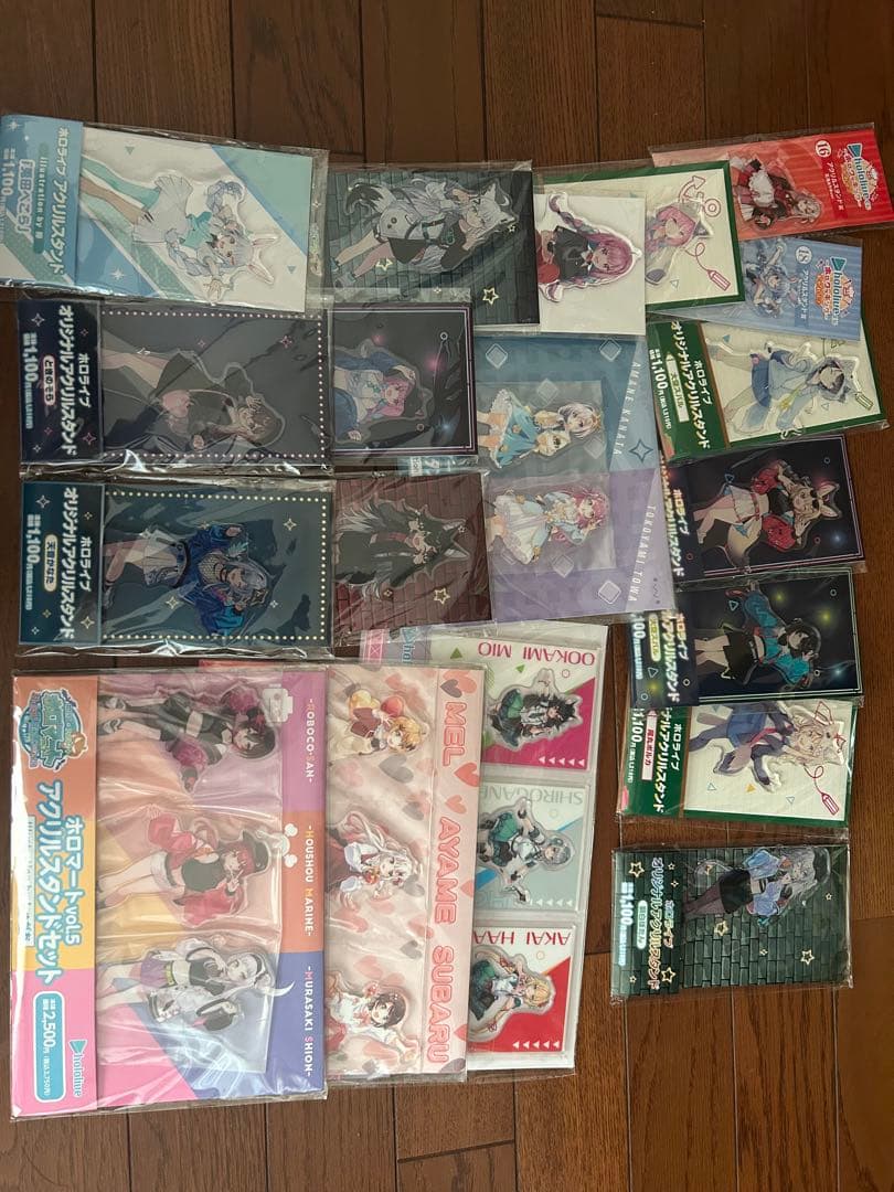 ホロライブアクリルスタンドセット ホロライブ アクリルスタンド Bright Parade 3｜ガシャポン