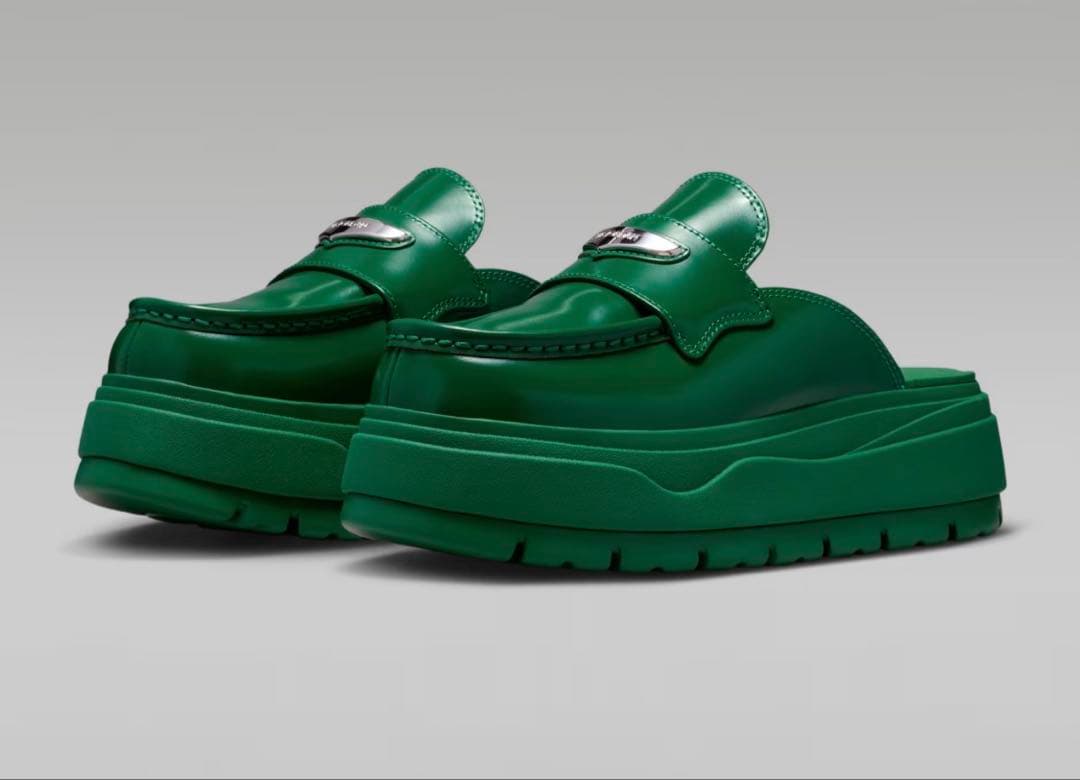 NIKE エアジョーダンミュール グリーン 22cm - メルカリ