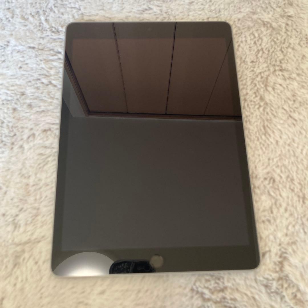 iPad 第9世代 64GB 本体＋箱＋充電器 アップル 【アウトレット】iPad 第9世代 A13 Bionic 10.2インチ Wi-Fi