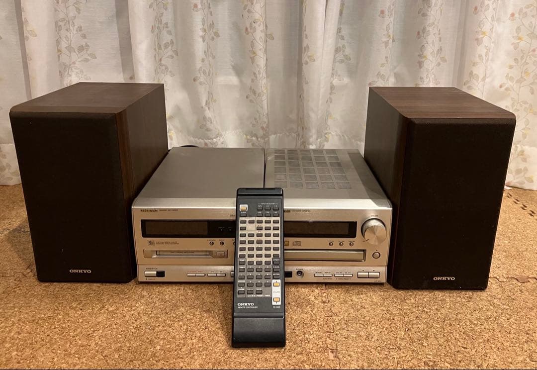 ONKYO オンキョー ミニコンポ シルバー/ブラウン - メルカリ