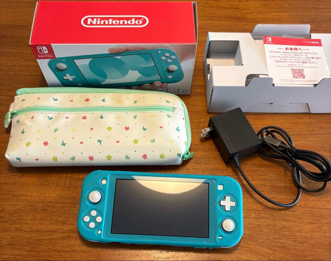 [美品]Nintendo Switch Lite 本体 充電器・ケース付き Amazon.com: Accessories Kit for Nintendo Switch Lite - YOOWA