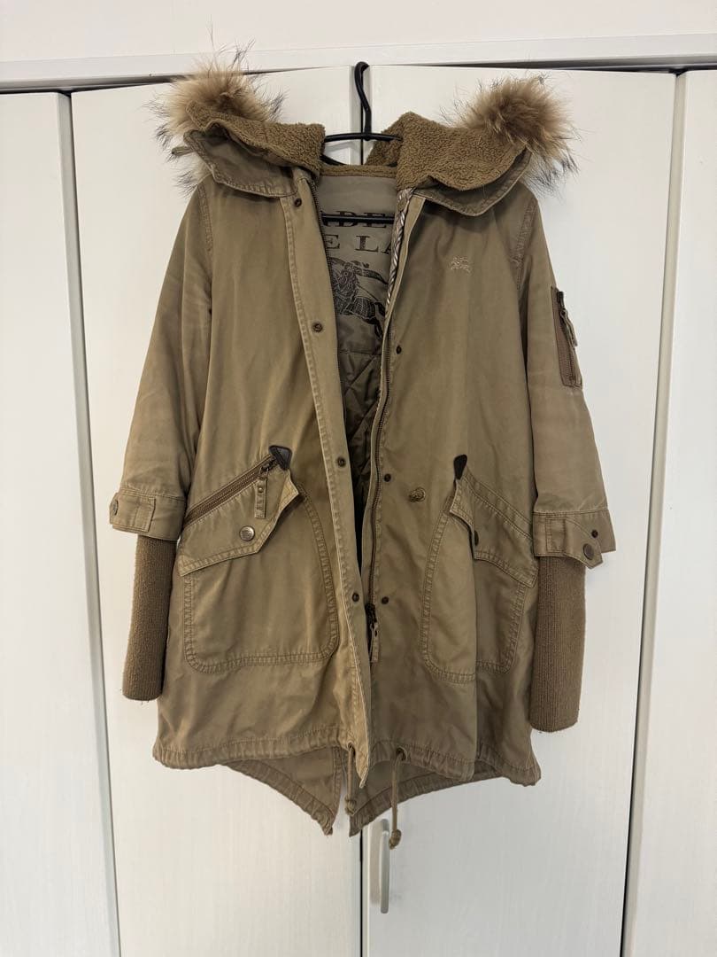 Burberry Blue label ベージュファー付きモッズコート 美品 バーバリー ブルーレーベル モッズ コート キャメル サイズ38