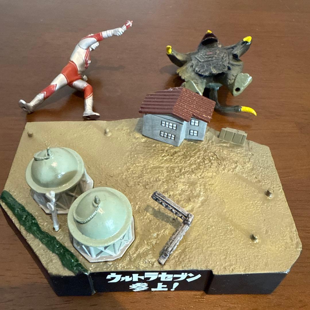 ウルトラ怪獣戯画 名鑑 ウルトラセブン参上 - メルカリ