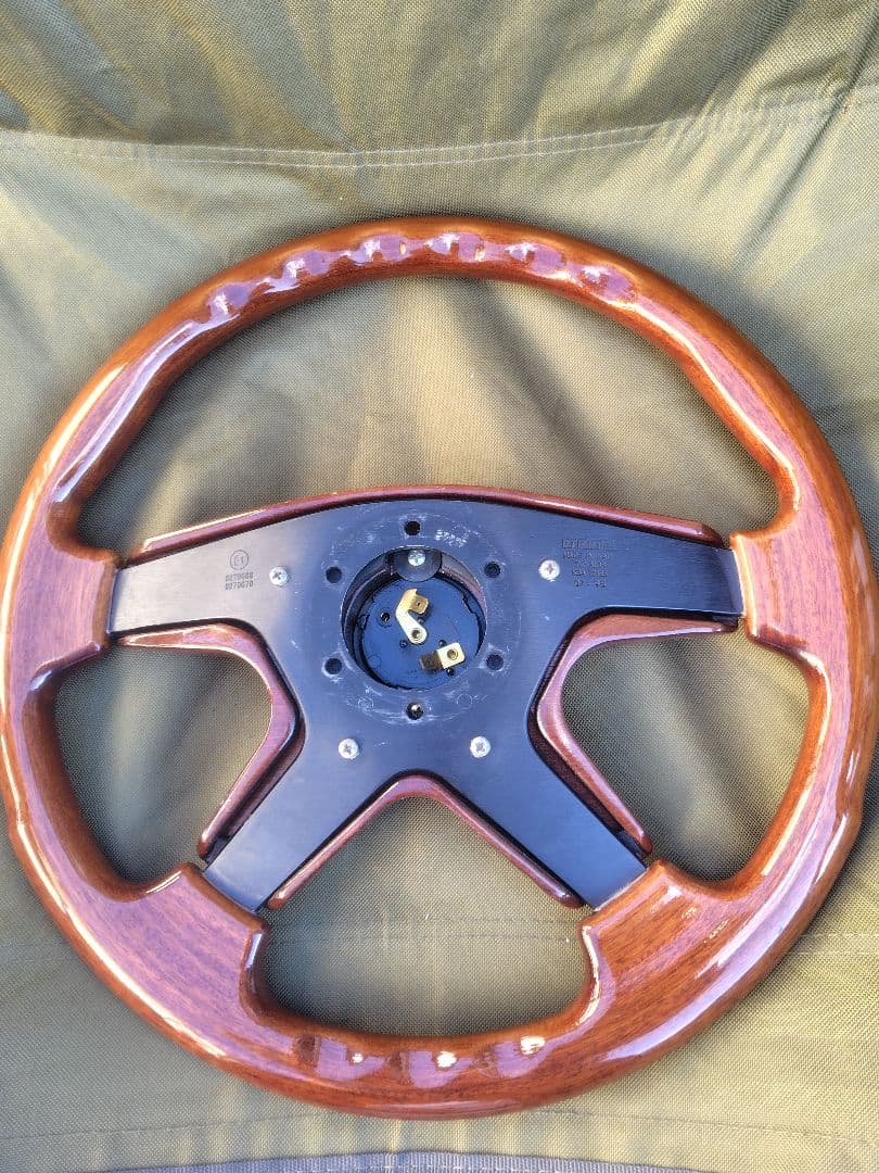 MOMO エトラ ステアリング 本体 本体 MOMO エトラ ステアリング