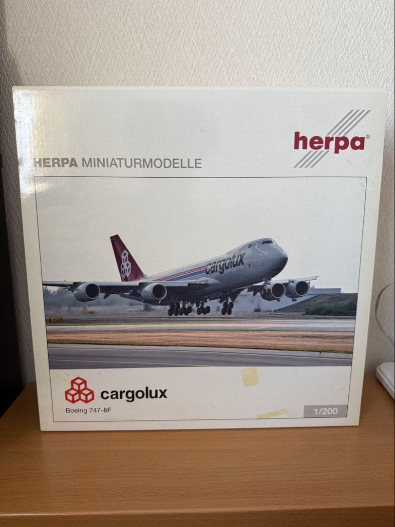 herpa cargolux Boeing 747-8F 1/200 - メルカリ
