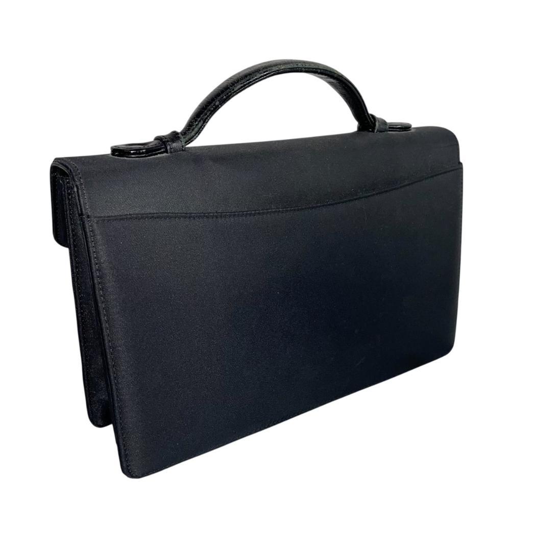 鑑定済 PRADA プラダ ナイロン ブリーフケース 黒 三角ロゴ - メルカリ