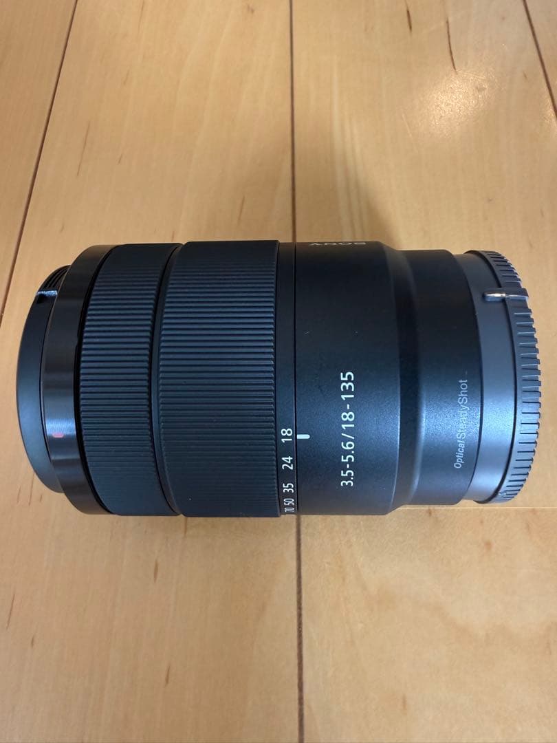 18-135mm F3.5-5.6 OSS Eマウント［SEL18135］