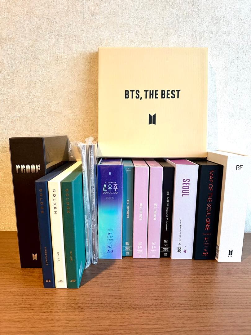 【極美品】BTS 15点セット アルバム13 フォトブック1 フォトキャンバス1 極美品】BTS 15点セット アルバム13 フォトブック1 フォトキャンバス1