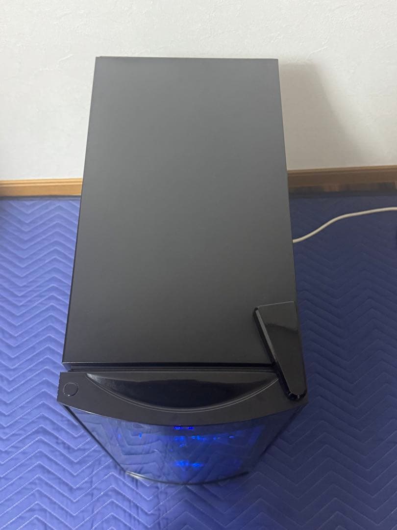 《良品格安》WIEワインセラー　WIWCTE12BFGADX 32L 12本収納