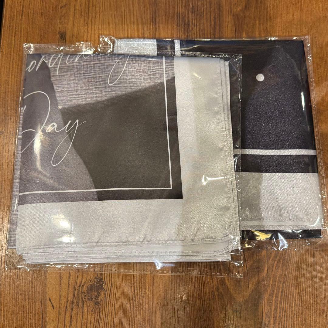 ロウン ファンミ Extraordinary Day 大判スカーフ２種セット ロウン ファンミ Extraordinary Day 大判スカーフ2種セット ロウン