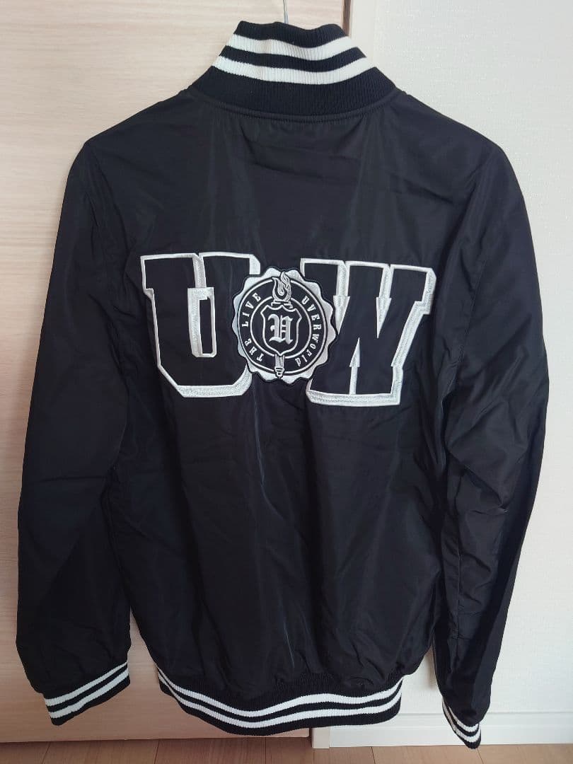 UVERworldグッズ THE LIVE スタジャン サイズ1 - メルカリ