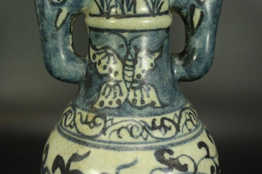 中国美術 青花 纏枝蓮花紋 双耳瓶 高29.5cm(LC136) - メルカリ