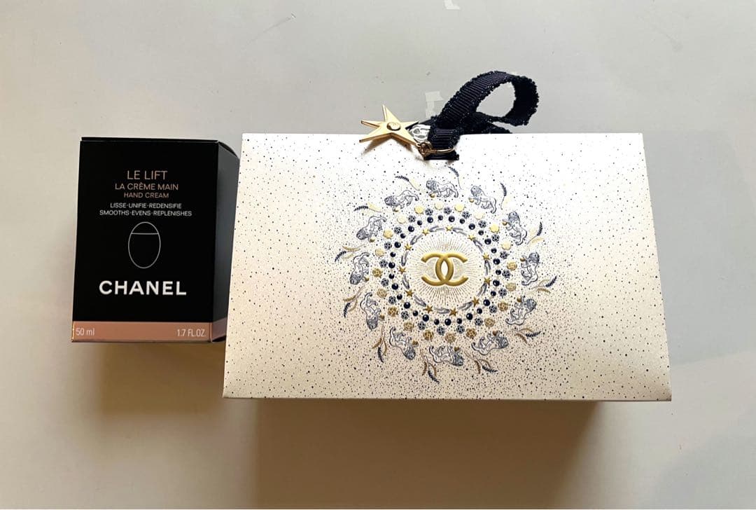 CHANEL ル リフト ラ クレーム マン ギフトパッケージ付き - メルカリ