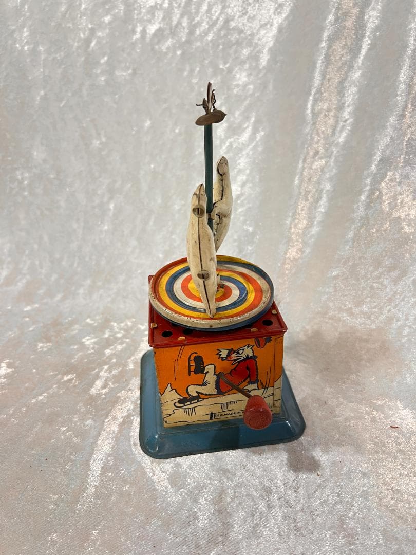 古いおもちゃ 細工物 ブリキのミュージックボックス
