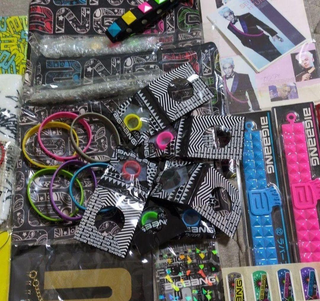 BIGBANG グッズ まとめ売り 34点セット - メルカリ