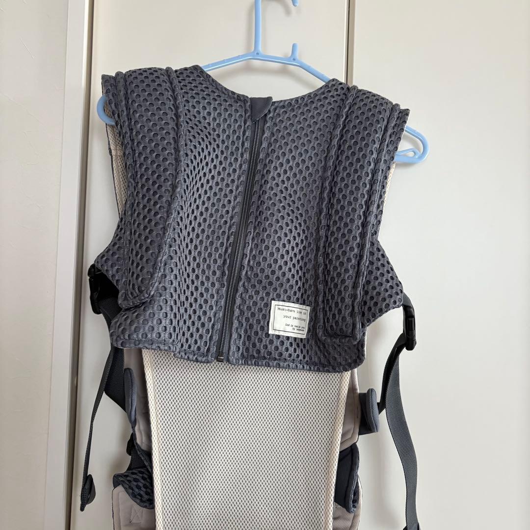 べべスワン 抱っこ紐 グレー - メルカリ