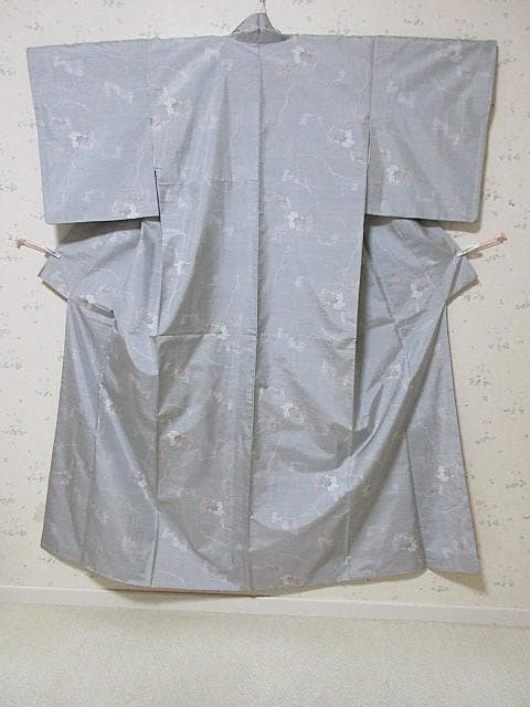 本場白大島紬：美品：ピンク色蔦とつる：袷正絹：P11 - メルカリ