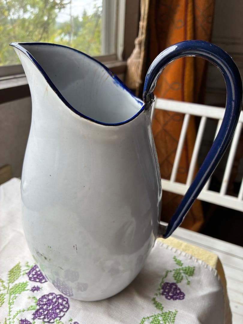 フランス　アンティーク　ホーロー　ジャグ　ピッチャー　水差し　ホワイト　100年 フランスアンティーク ホーロージャグ ピッチャー | Bonny Bee