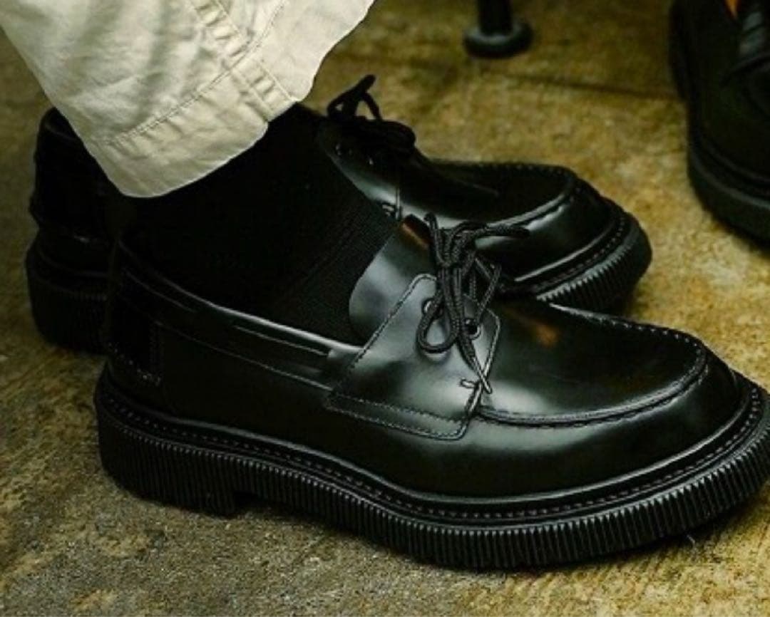 靴 adiue paris type174 Type 174 - Black & white