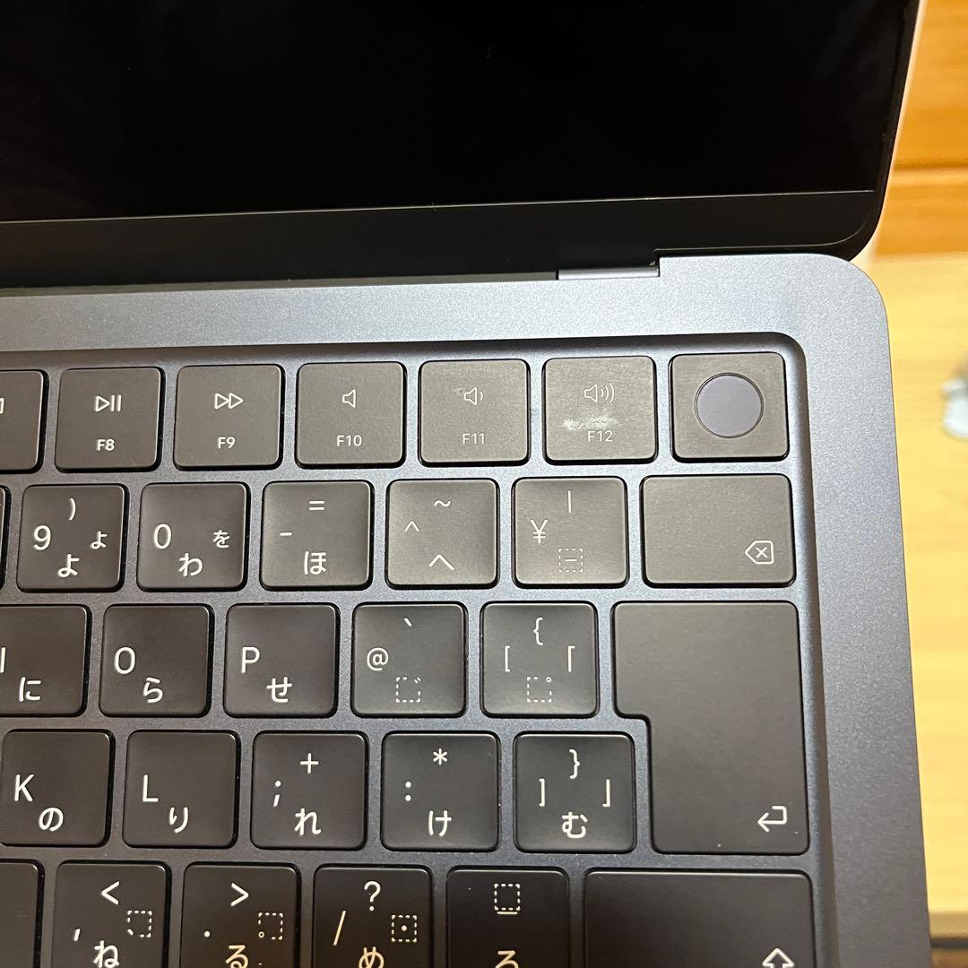 タイムセール中 MacBook Air M2 8GB 256GB - メルカリ