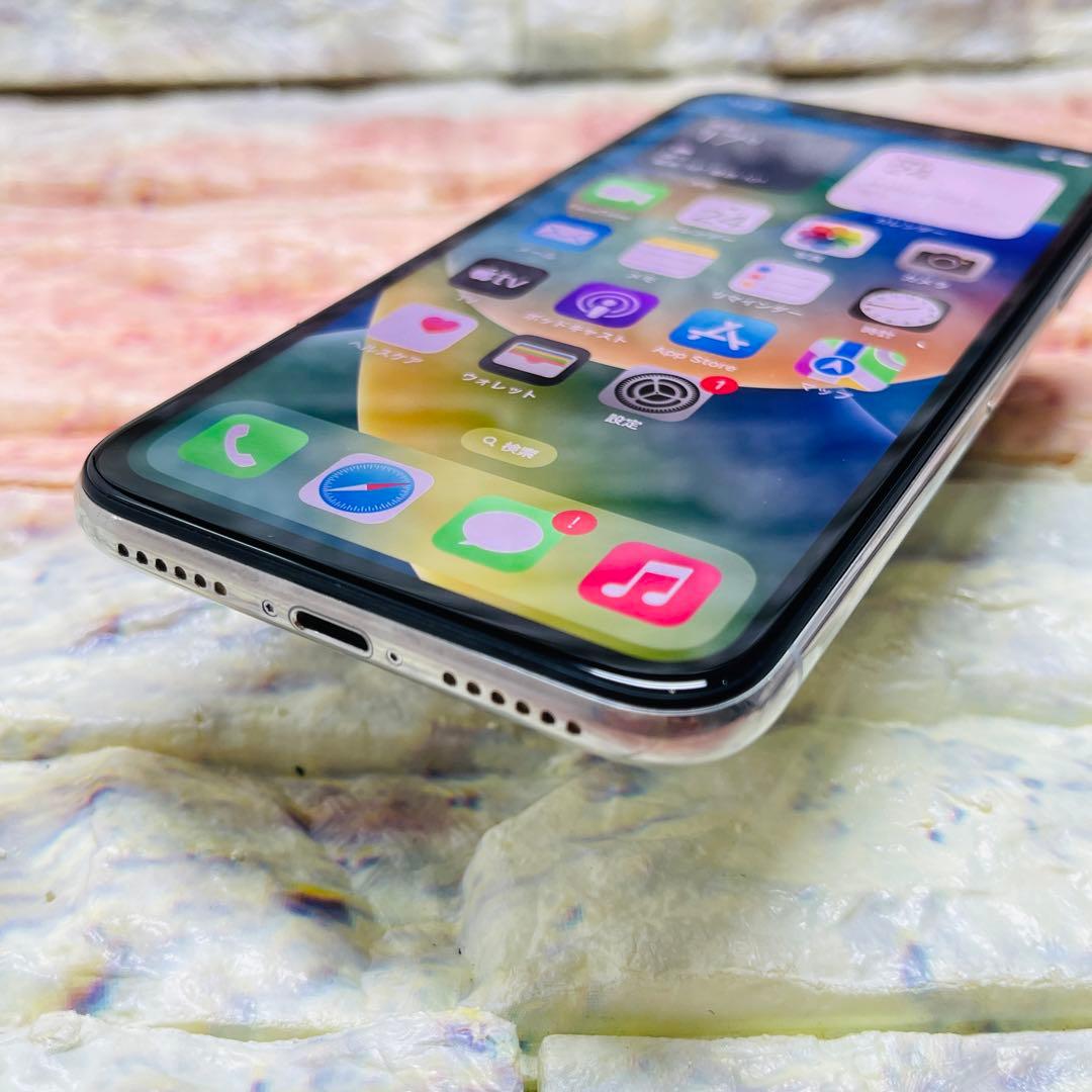 SIMフリー iPhoneX 64GB シルバー 新品バッテリ－ - メルカリ