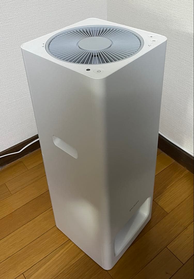BALMUDA The Pure A01A-WH 空気清浄機 Amazon.co.jp: バルミューダ ザ・ピュア 空気清浄機 ホワイト BALMUDA