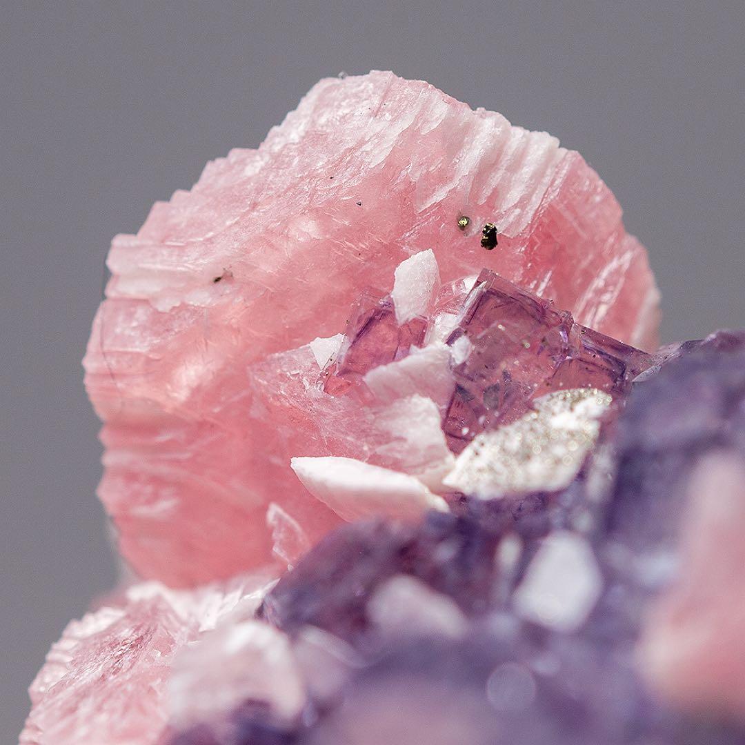 中国 ロードクロサイト フローライト 天然石 原石 鉱物標本 鉱石 蛍石