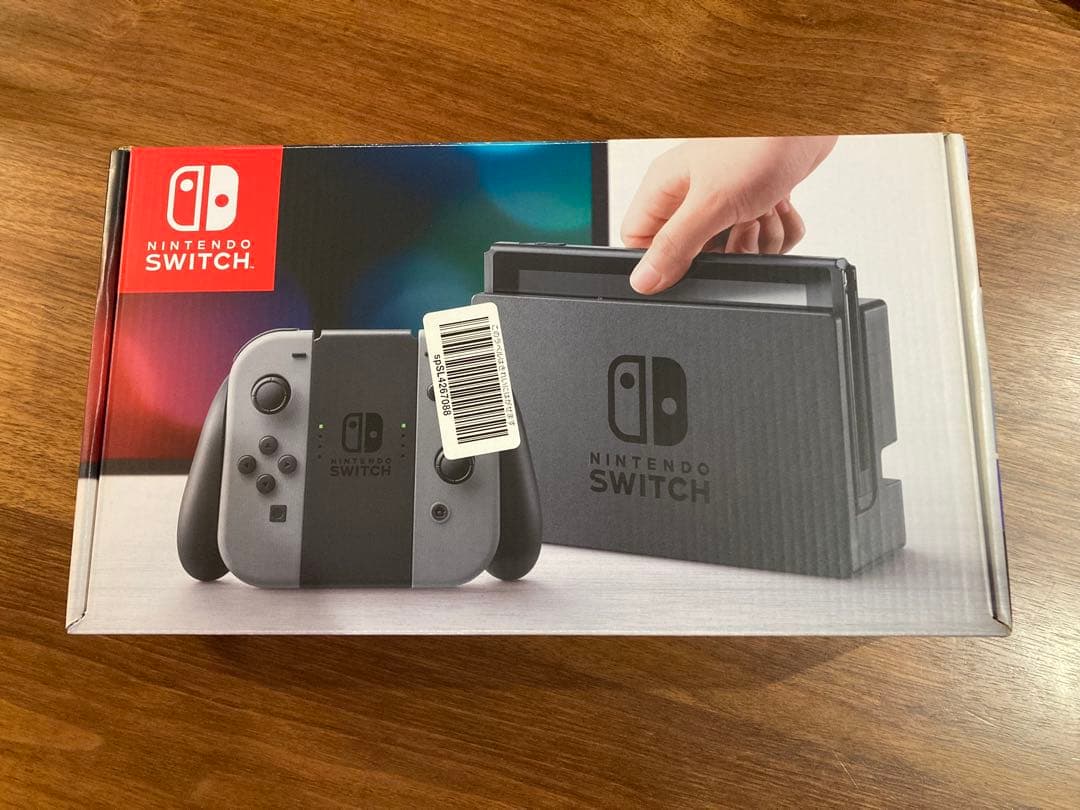 ♪*ん様 Nintendo Switch 本体 グレー Joy-Con 2セット New Nintendo Switch Home Gaming Console with Gray Joy-Con