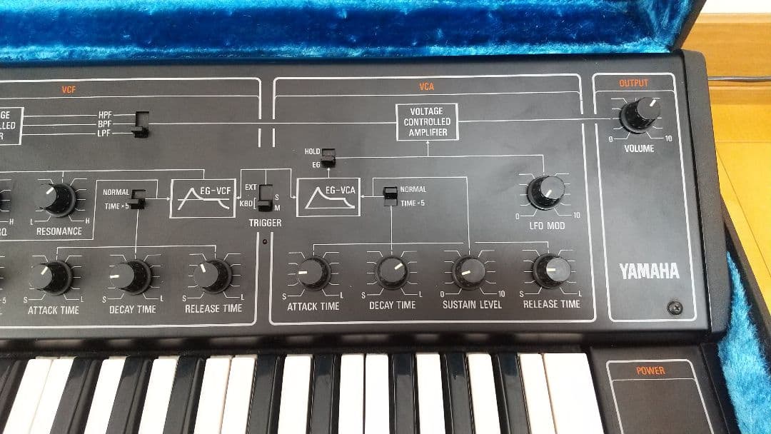 廃盤】希少 YAMAHA CS-10 アナログ シンセサイザー ハードケース付