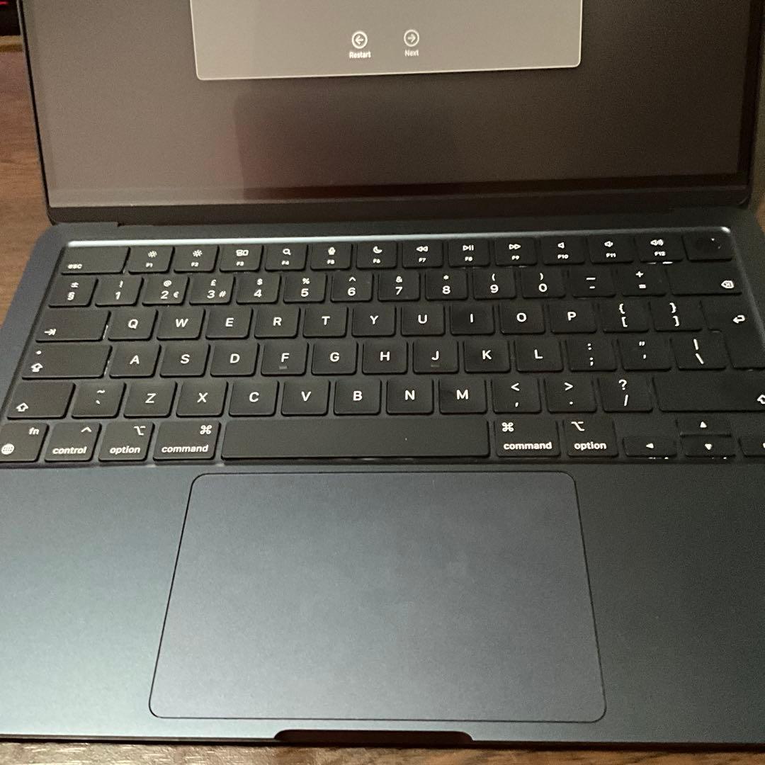 MacBook Air M2 2022 13.6inch(UKキー)バッテリ新品