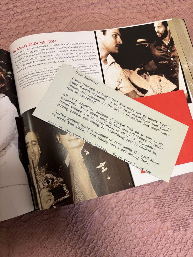海外】マイケルジャクソン コレクターズ写真集 - メルカリ