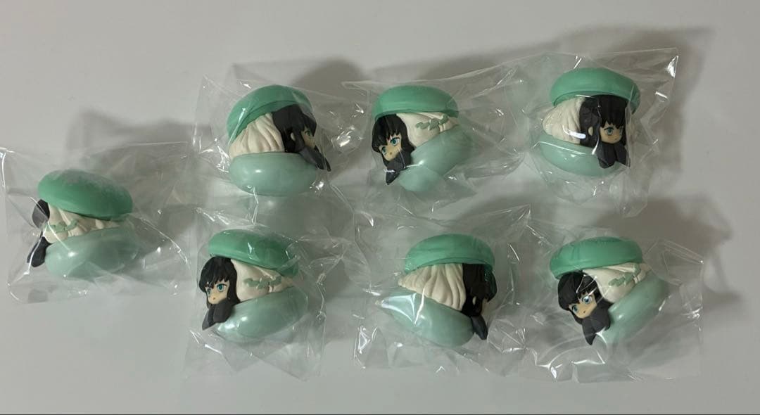鬼滅の刃　時透無一郎　きゃらまかろん　7個セット 杏寿郎、蜜璃、無一郎、小芭内、実弥の全5種！『鬼滅の刃』の