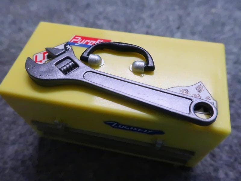 SF メカニックガール フィギュア 工具付 ホットパンツ 美脚 美尻 美胸