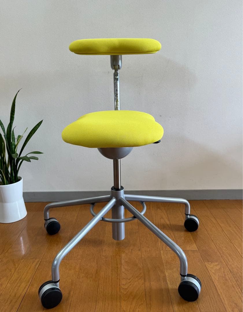 ITOKI イトーキ タシットチェア オレンジ 細江勲夫デザイナーズモダン