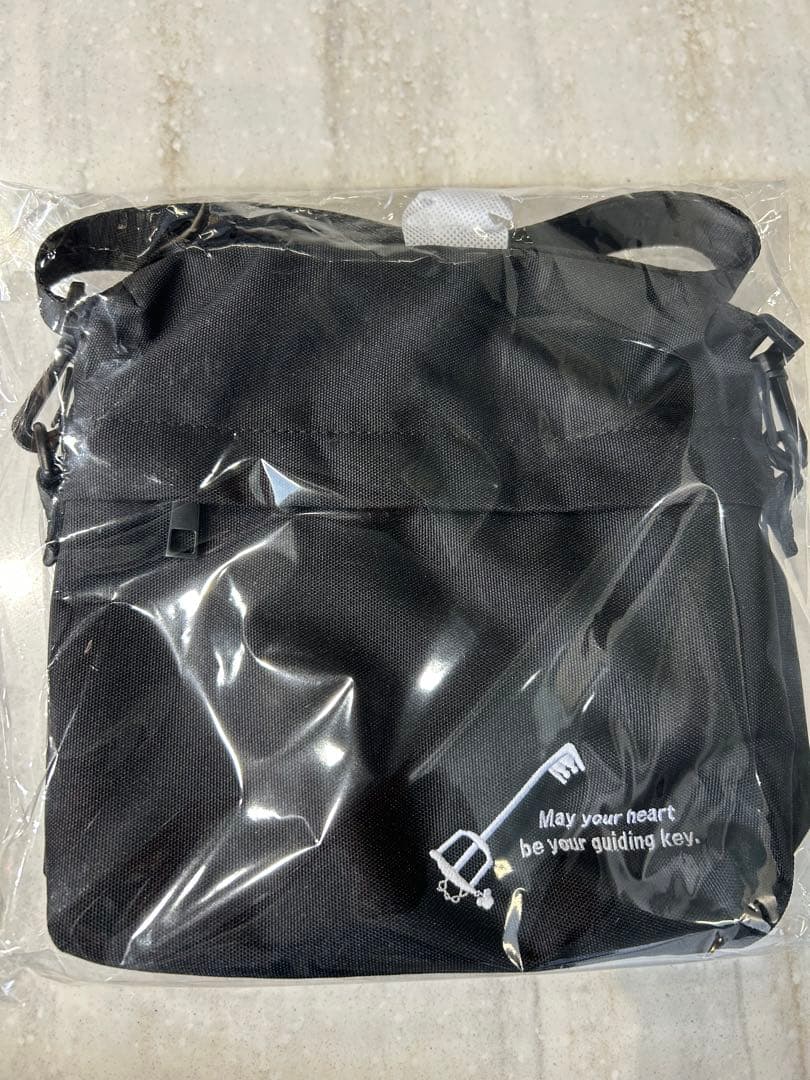 キングダムハーツ ロフト限定 スクウェアショルダーバッグ - メルカリ