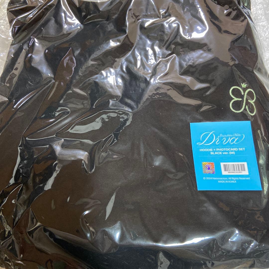 パクウンビン フーディ パーカー パク・ウンビン - メルカリ