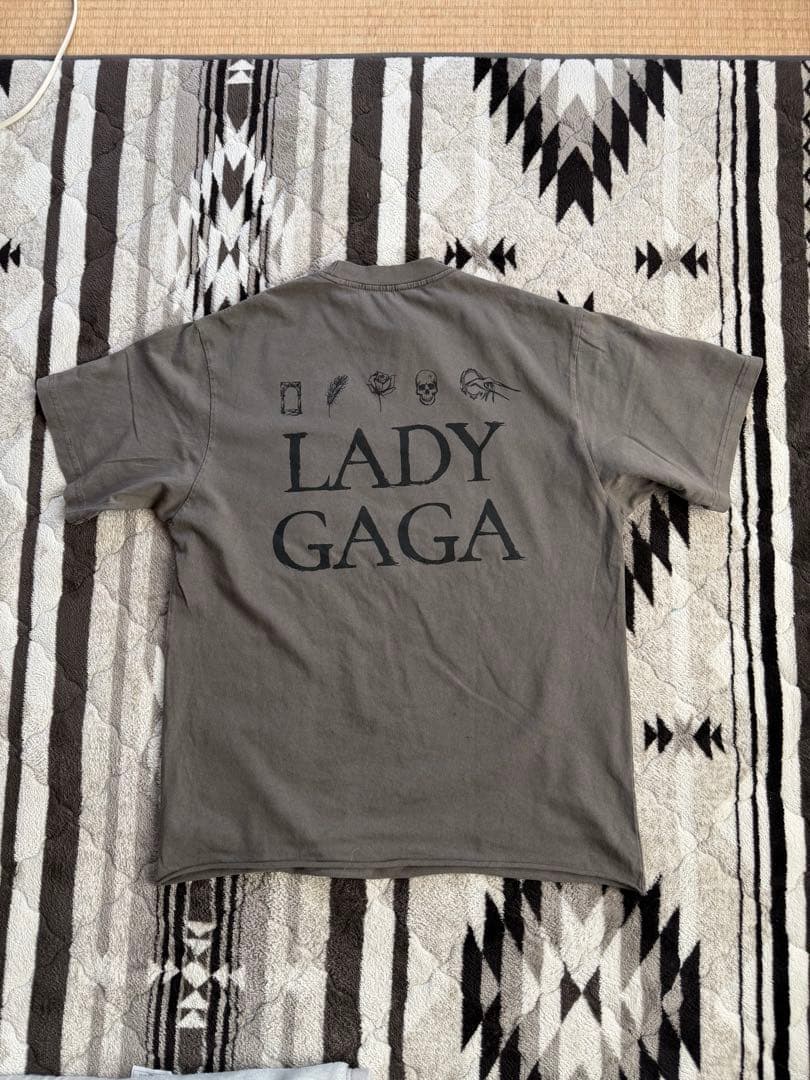 Lady Gaga The MAYHEM Ball 公式 Tシャツ レディーガガ - メルカリ