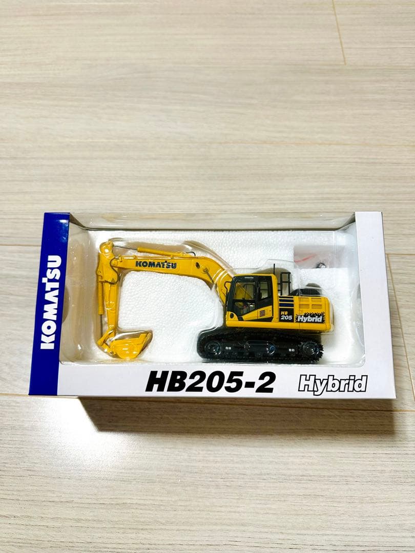 新品未開封】 KOMATSU HB205-2 ハイブリッド 掘削機