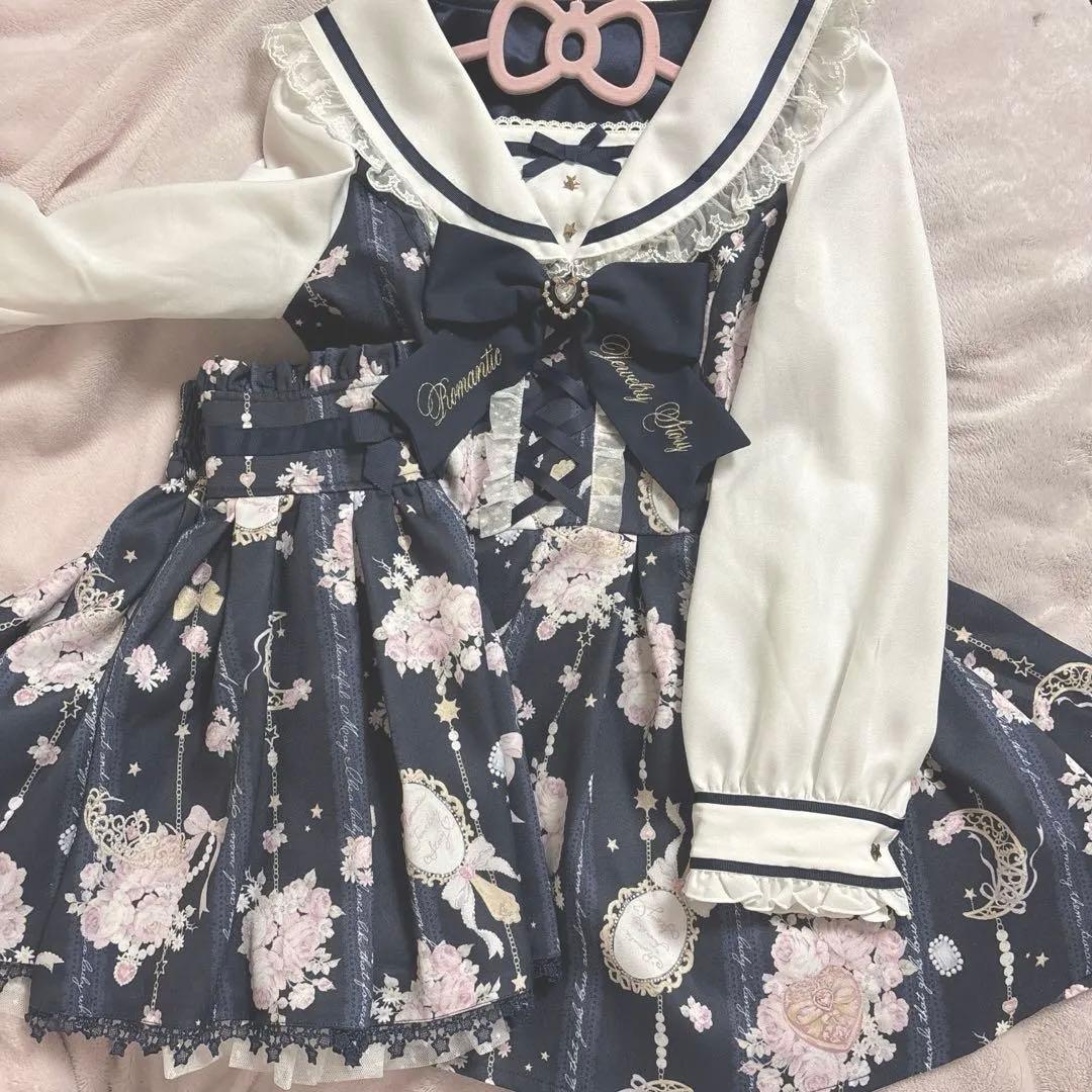 リズリサ LIZLISA ジュエリー柄セットアップ ネイビー - メルカリ