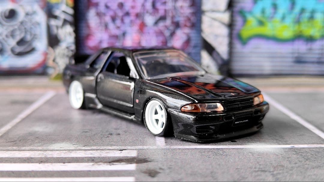 トミカ改造 日産 GTR R32 トミカくじ限定色☆深リムホットウィール