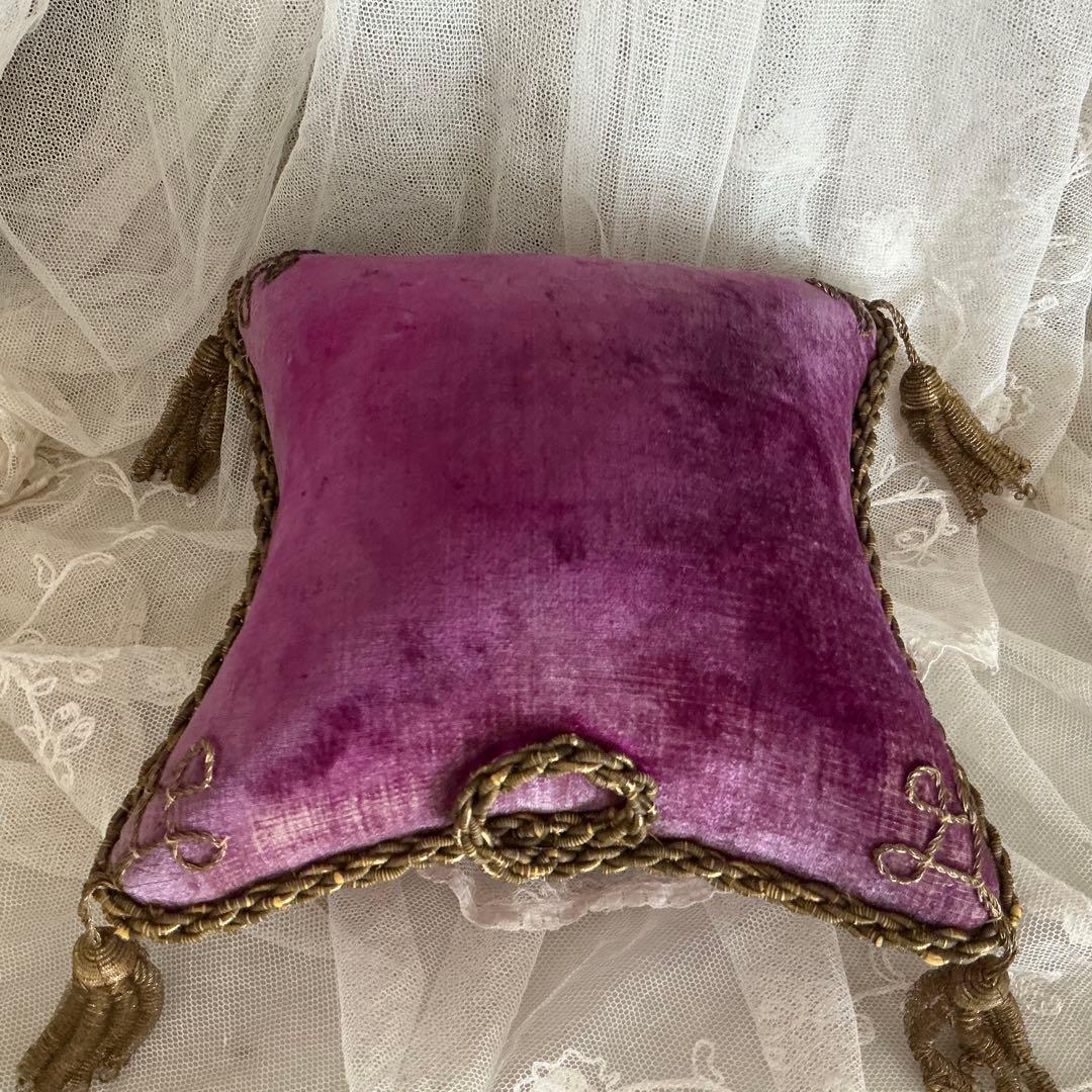 フランスアンティーク ディスプレイ台座 シンプル♡ クッション