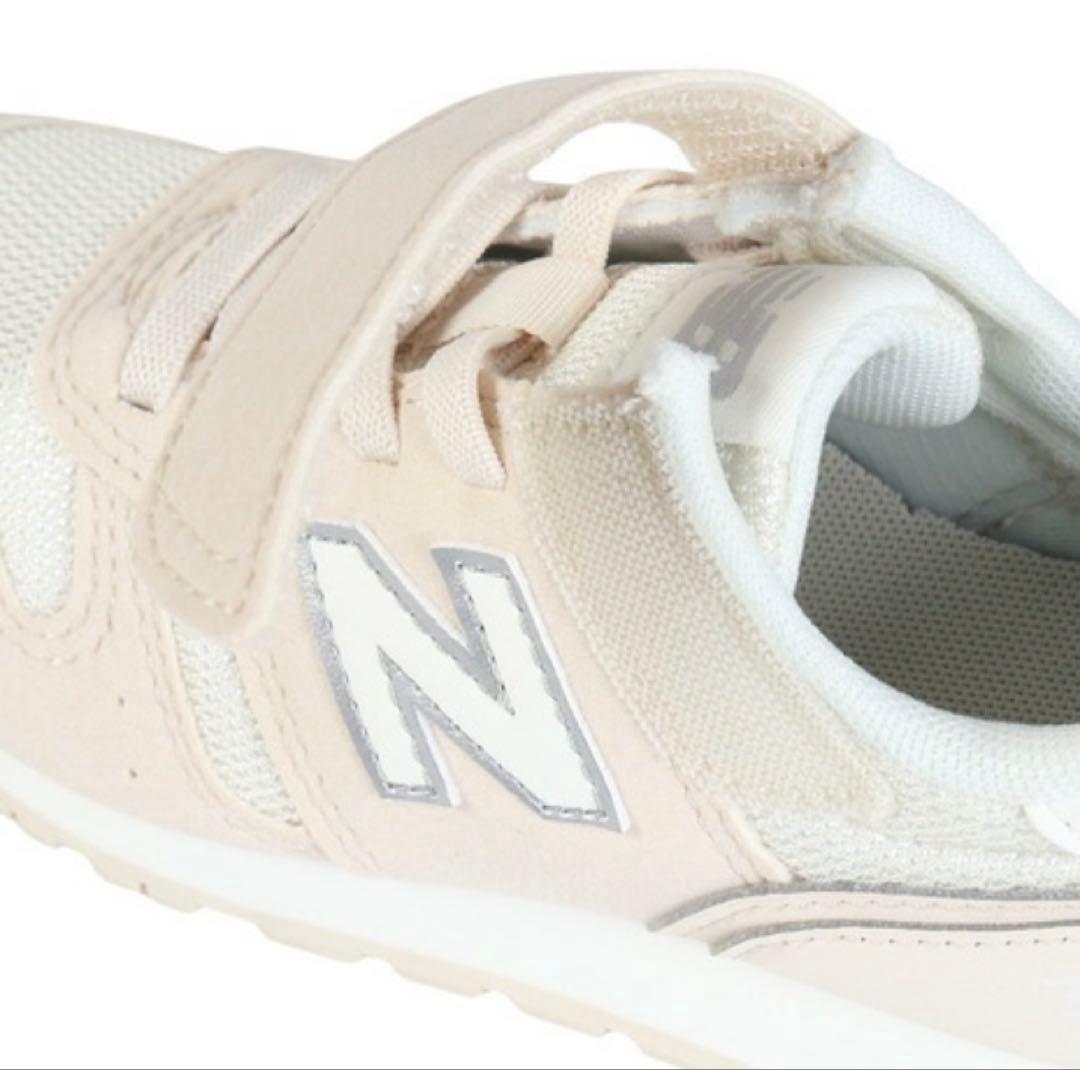 ☆新品未使用☆ ニューバランスYV373 オフホワイト17.0cm+18.0cm