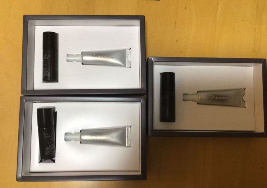 ポーラ　ＢＡ グランラグゼⅣ　セット　3個 ポーラ最高峰ブランドB.Aの頂点「グランラグゼ」の世界観を堪能できる